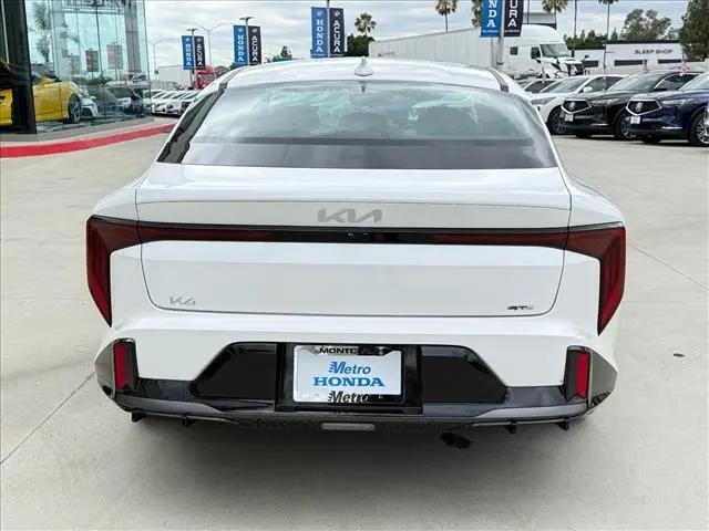 2025 Kia K4 GT-Line