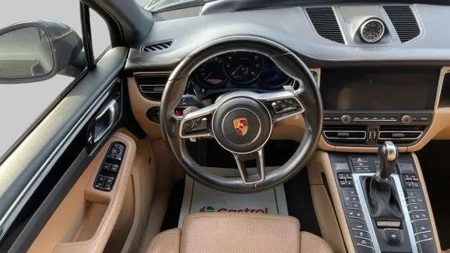 2020 Porsche Macan Macan
