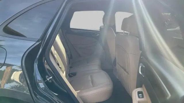 2020 Porsche Macan Macan