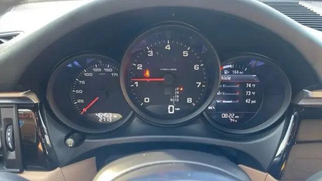2020 Porsche Macan Macan