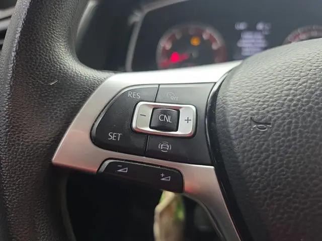 2019 Volkswagen Jetta 1.4T R-Line