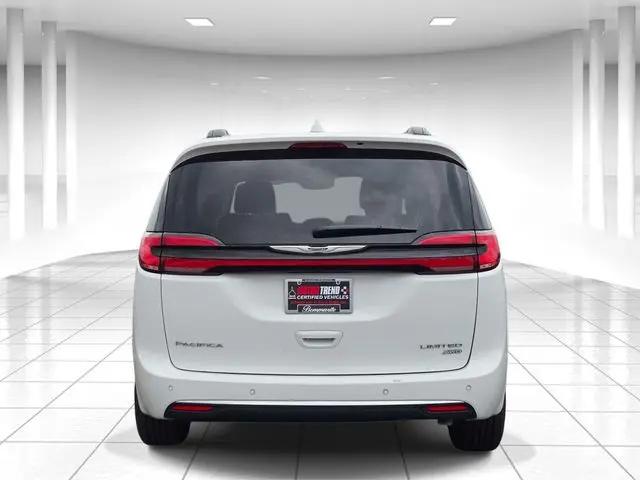 2022 Chrysler Pacifica Limited AWD