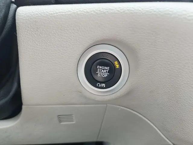 2022 Chrysler Pacifica Limited AWD