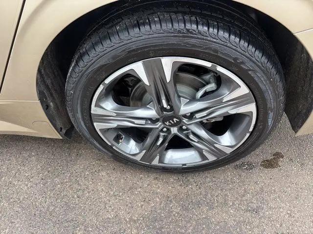 2021 Kia K5 EX