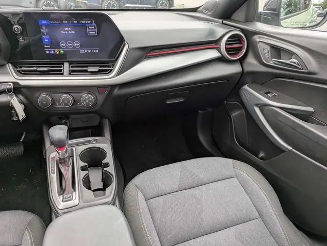 2024 Chevrolet Trax FWD 1RS