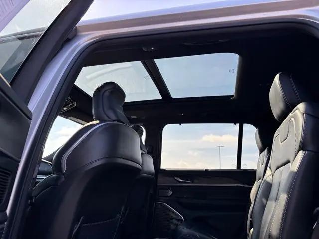 2021 Jeep Grand Cherokee Overland 4x4