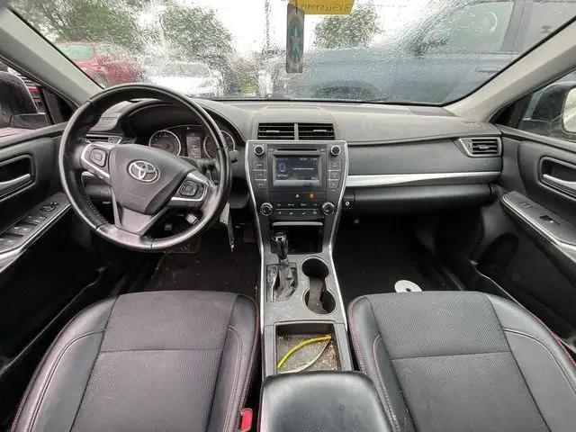 2016 Toyota Camry XLE
