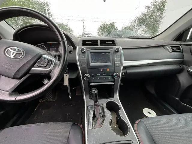 2016 Toyota Camry XLE