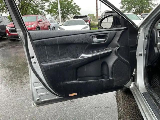 2016 Toyota Camry XLE