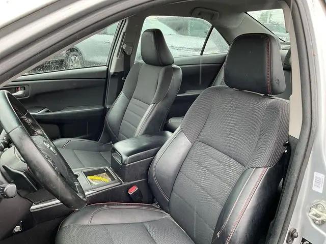 2016 Toyota Camry XLE