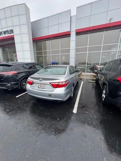 2016 Toyota Camry XLE