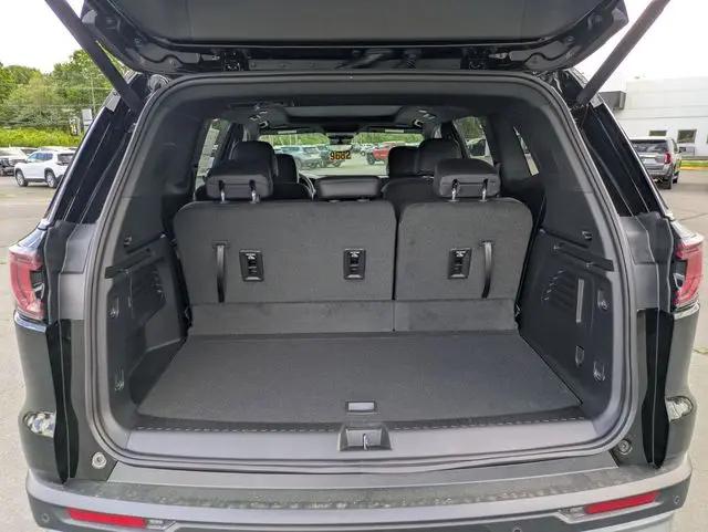 2026 GMC Acadia Elevation AWD