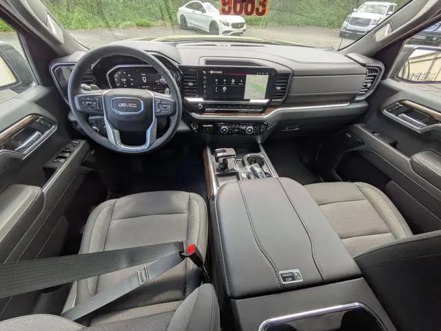 2026 GMC Sierra 1500 Crew Cab, Short Bed, Elevation, 4WD