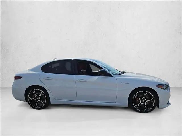 2023 Alfa Romeo Giulia Veloce RWD