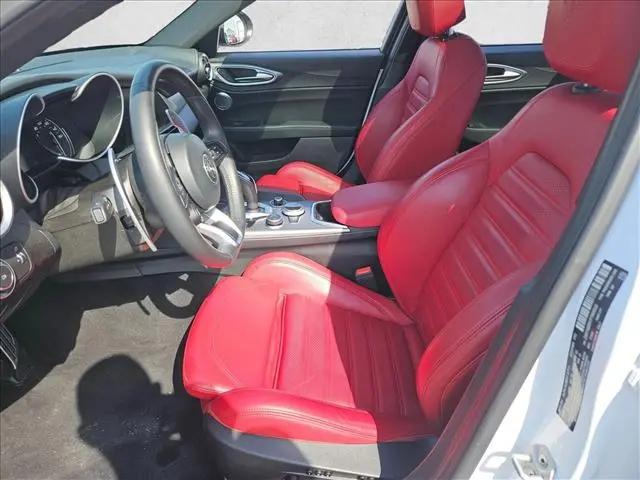 2023 Alfa Romeo Giulia Veloce RWD