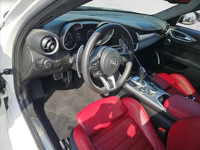 2023 Alfa Romeo Giulia Veloce RWD