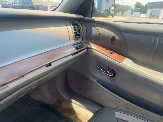2000 Buick Park Avenue Base