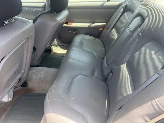2000 Buick Park Avenue Base