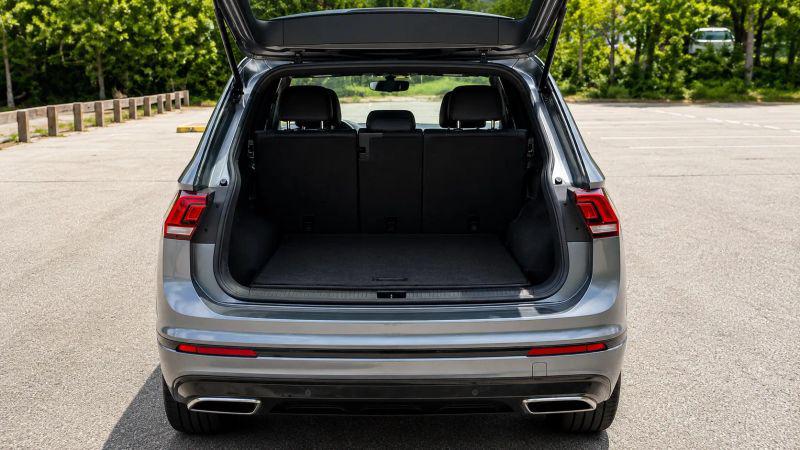 2020 Volkswagen Tiguan 2.0T SE R-Line Black