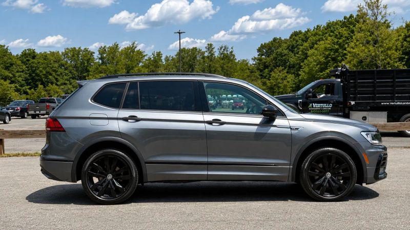 2020 Volkswagen Tiguan 2.0T SE R-Line Black