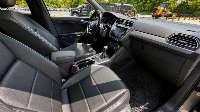 2020 Volkswagen Tiguan 2.0T SE R-Line Black