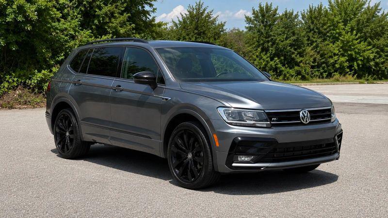 2020 Volkswagen Tiguan 2.0T SE R-Line Black