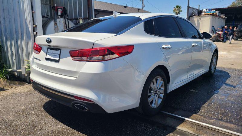 2016 Kia Optima LX