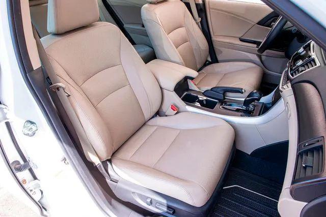 2015 Honda Accord Hybrid EX-L