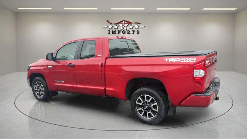 2016 Toyota Tundra SR5 5.7L V8