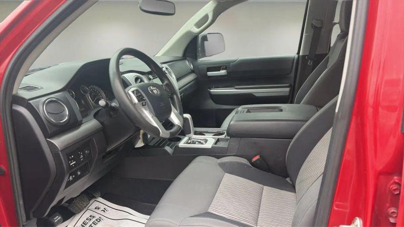 2016 Toyota Tundra SR5 5.7L V8