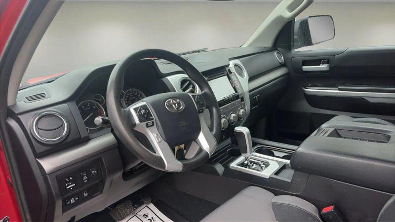 2016 Toyota Tundra SR5 5.7L V8