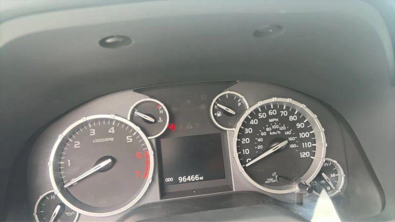 2016 Toyota Tundra SR5 5.7L V8
