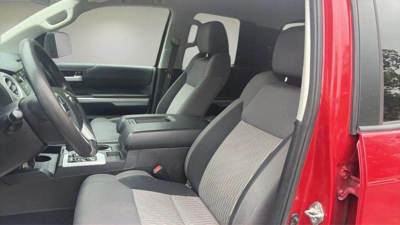 2016 Toyota Tundra SR5 5.7L V8