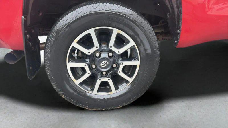 2016 Toyota Tundra SR5 5.7L V8