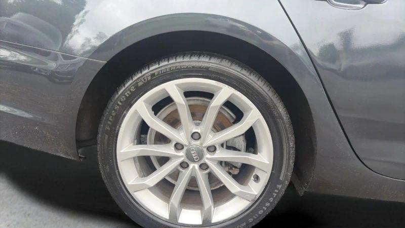 2019 Audi A4 40 Premium