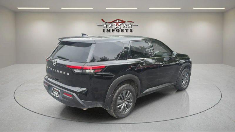 2023 Nissan Pathfinder S FWD
