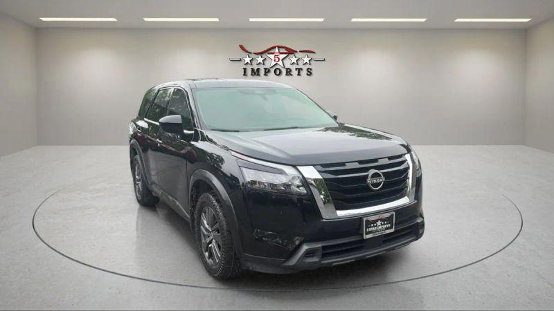 2023 Nissan Pathfinder S FWD