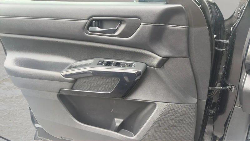 2023 Nissan Pathfinder S FWD