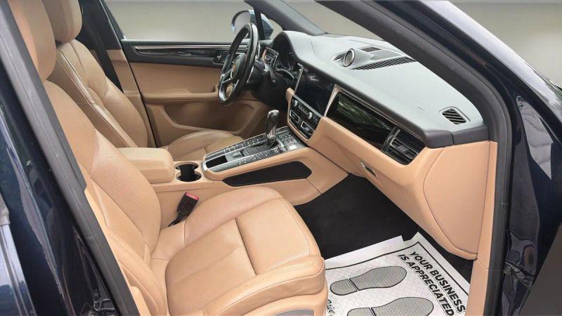 2019 Porsche Macan Base