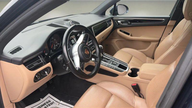 2019 Porsche Macan Base