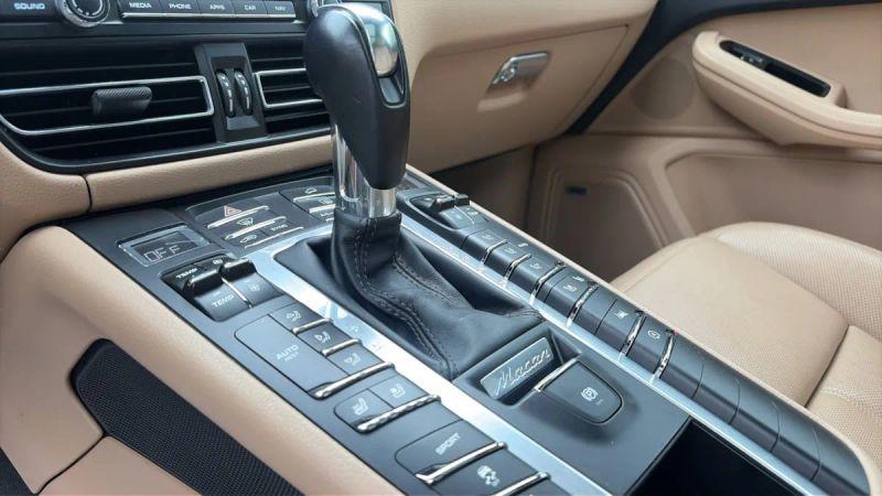 2019 Porsche Macan Base