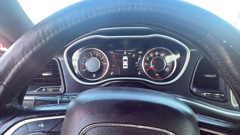 2016 Dodge Challenger SXT Plus