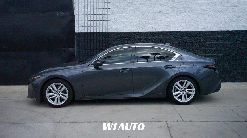 2023 Lexus IS 300 300