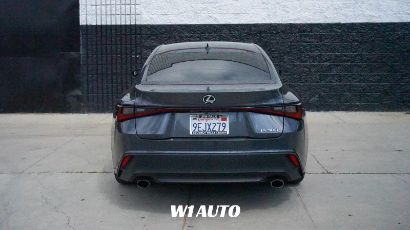 2023 Lexus IS 300 300