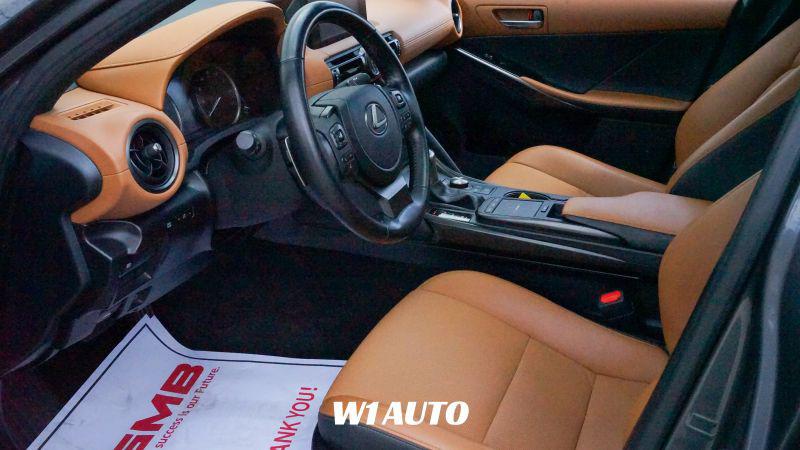 2023 Lexus IS 300 300