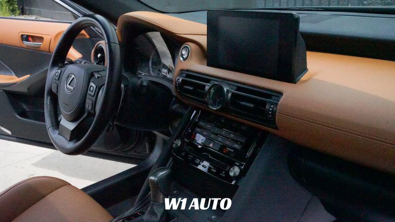 2023 Lexus IS 300 300