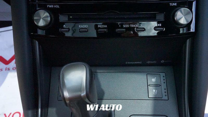 2023 Lexus IS 300 300