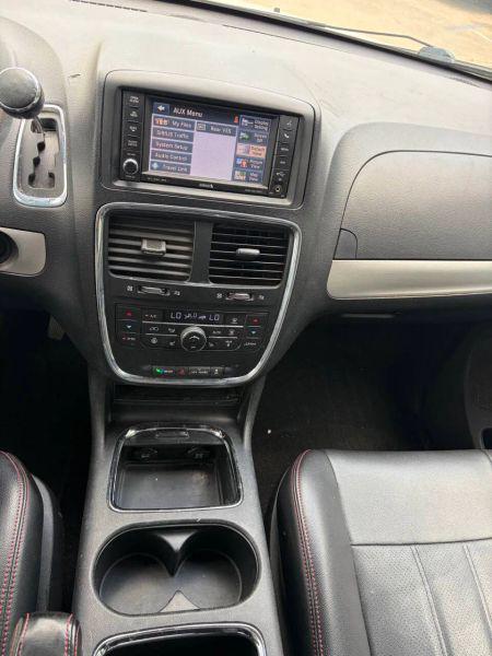 2012 Dodge Grand Caravan R/T