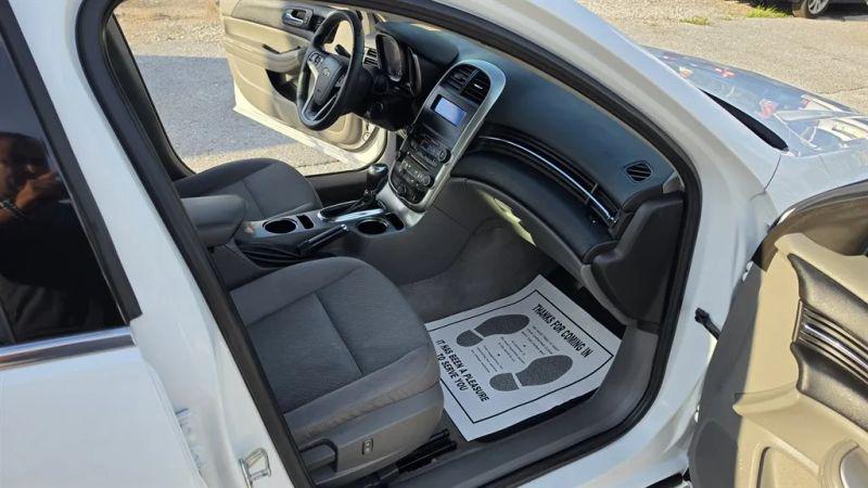 2015 Chevrolet Malibu LS
