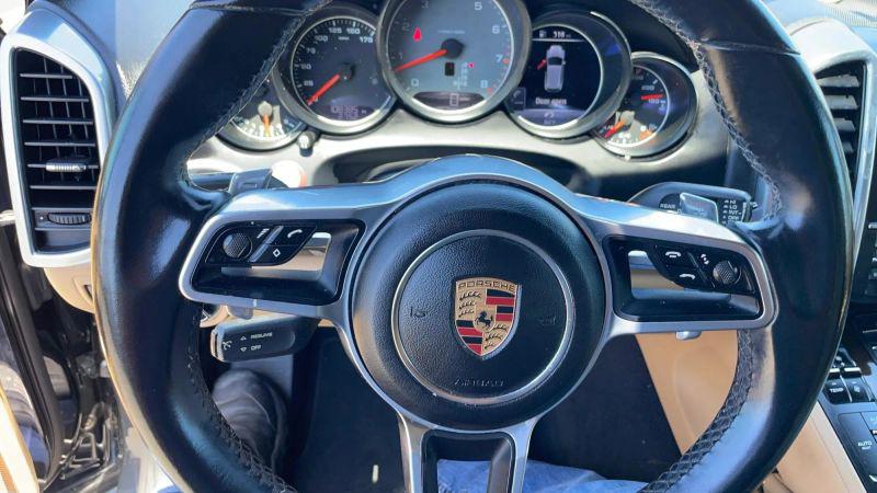 2016 Porsche Cayenne S